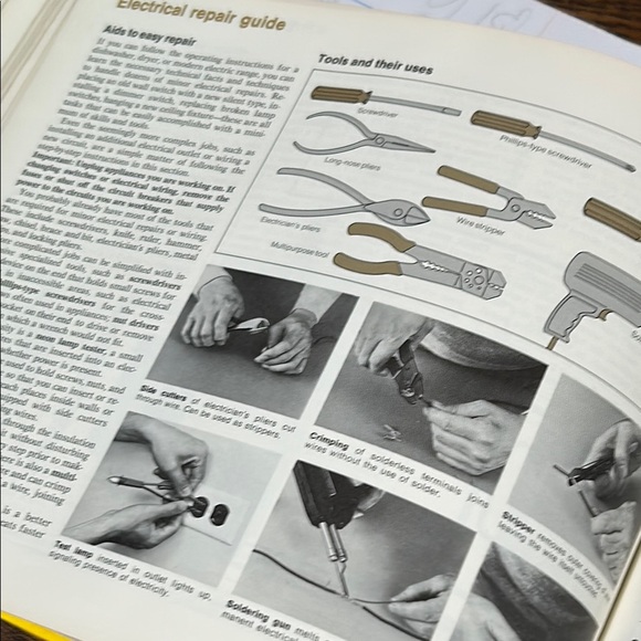 Vintage 1973 Reader's Digest Complete Do-it-yourself Manual - Yellow Cover - Picture 9 of 16